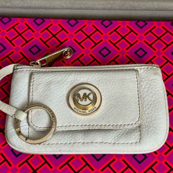 Michael Kors keychain coin purse RARE - Picture 2 of 7